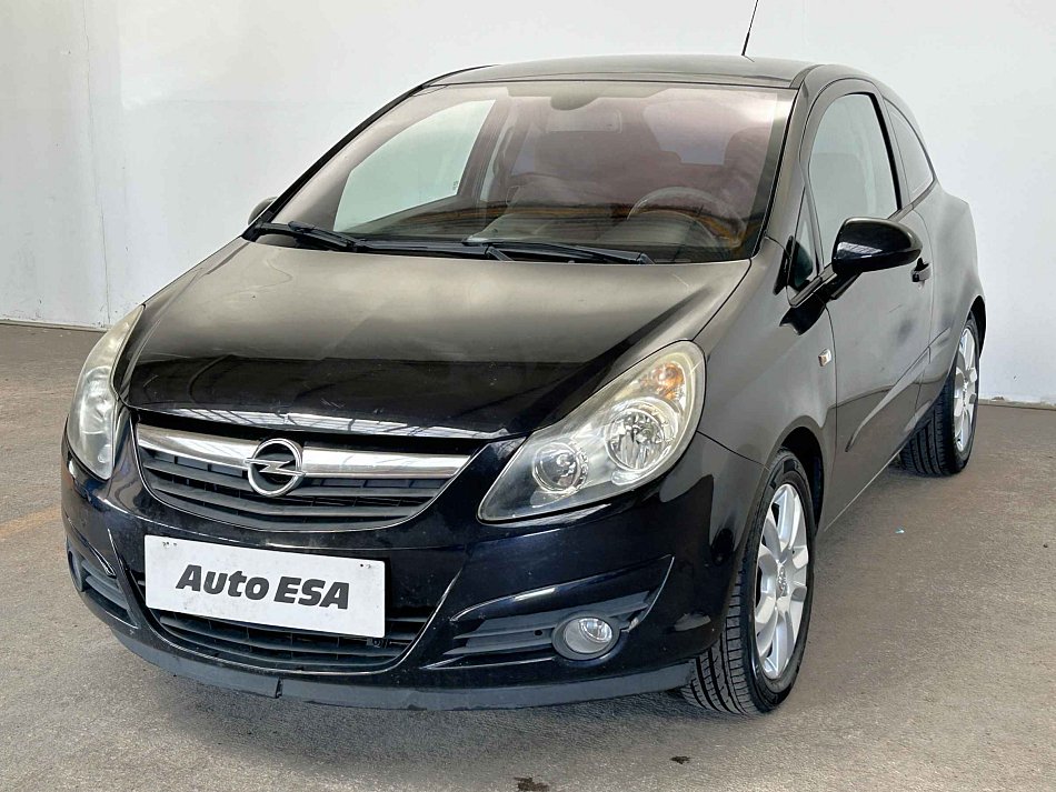 Opel Corsa 1.2i 59 kW manuál rok 2007, 92 248 km, Česko — foto 3 z 14