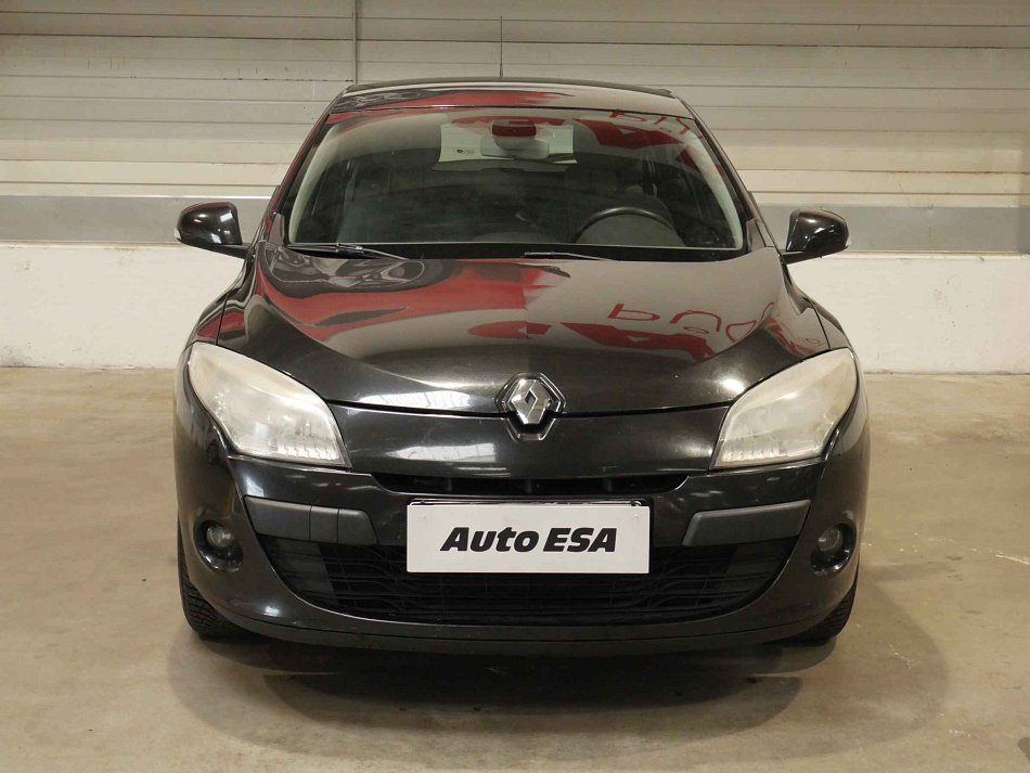 Renault Mégane 1.5 dCi 66 kW manuál rok 2010, 363 175 km, Česko — foto 2 z 19