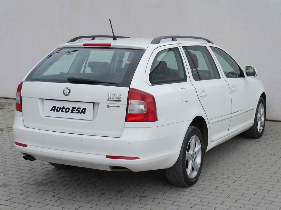 Škoda Octavia Ii 4x4 1.6 TDI 77 kW rok 2013, 343 976 km, Česko — foto 4 z 17