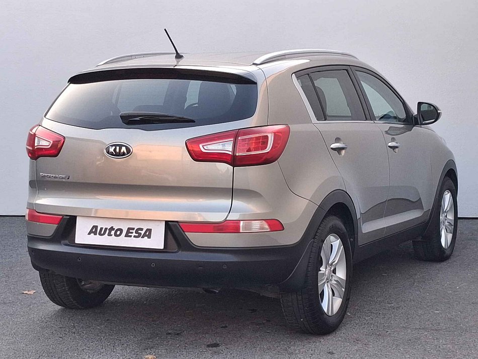 Kia Sportage 1.6 GDI 99 kW manuál rok 2012, 165 520 km, Česko — foto 4 z 15