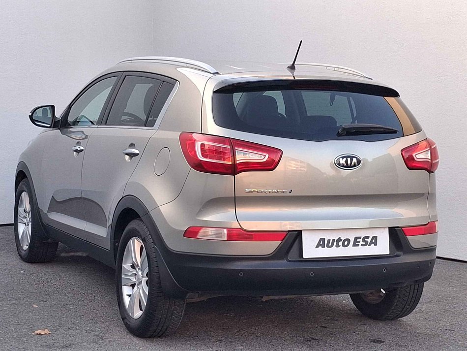 Kia Sportage 1.6 GDI 99 kW manuál rok 2012, 165 520 km, Česko — foto 6 z 15