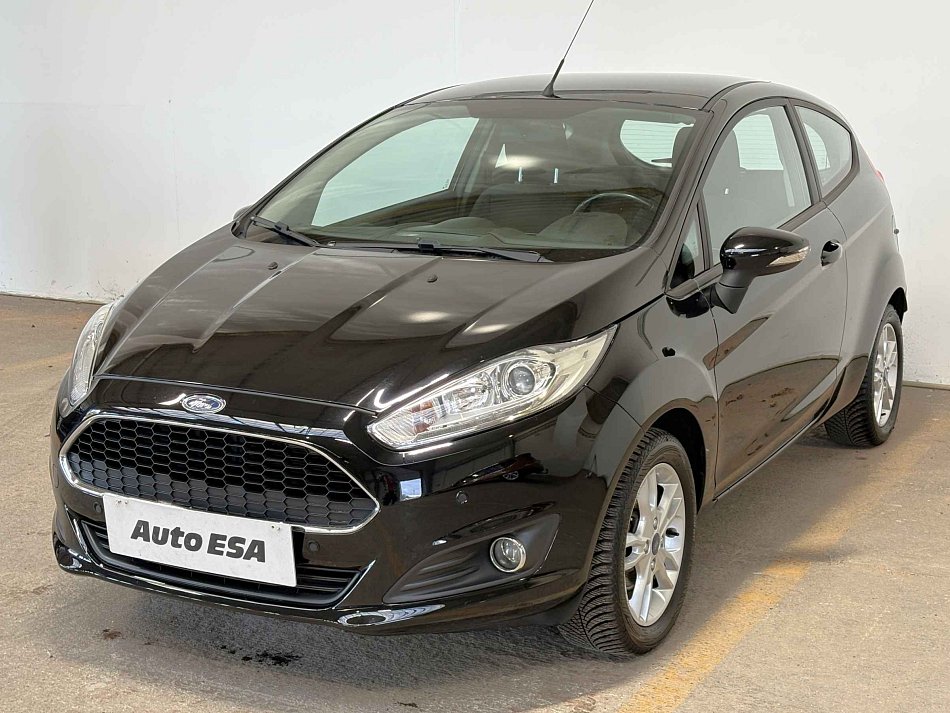 Ford Fiesta 44 kW manuál rok 2017, 106 400 km, Česko — foto 3 z 15