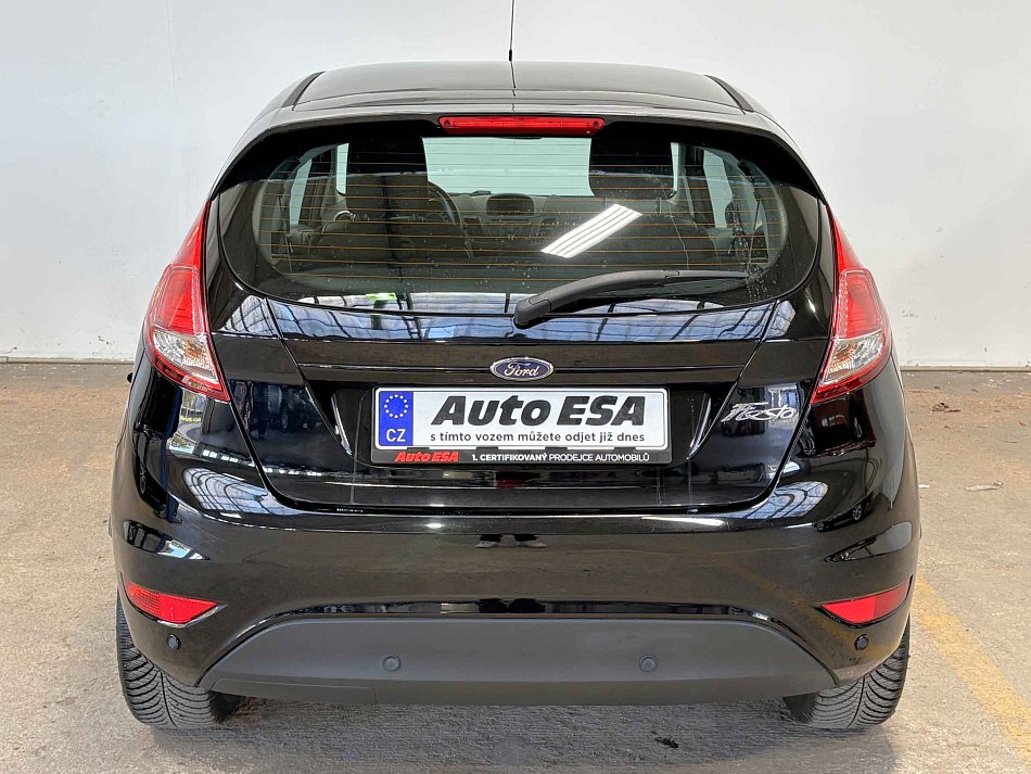 Ford Fiesta 44 kW manuál rok 2017, 106 400 km, Česko — foto 5 z 15
