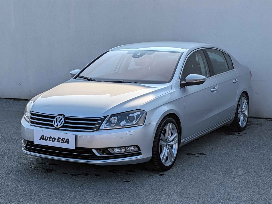 Volkswagen Passat 2.0 TDI 2.0TDi 130 kW rok 2013, 187 758 km, Česko — foto 3 z 13