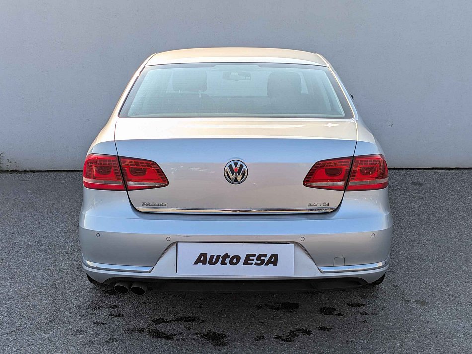 Volkswagen Passat 2.0 TDI 2.0TDi 130 kW rok 2013, 187 758 km, Česko — foto 5 z 13