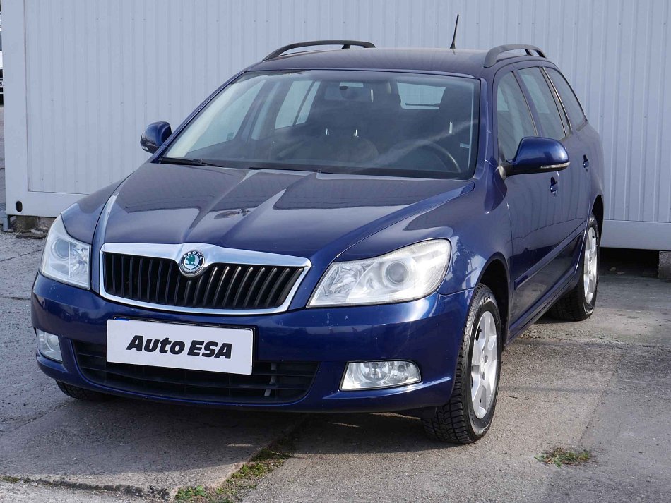 Škoda Octavia Ii Ambiente 4x4 1.6 TDI 77 kW rok 2011, 359 540 km, Česko — foto 3 z 12