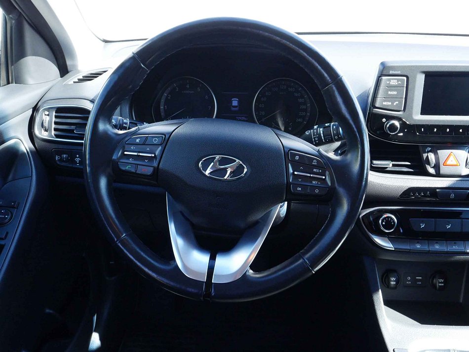 Hyundai i30 1.4 T-GDI 103 kW rok 2019, 72 924 km, Česko — foto 13 z 14