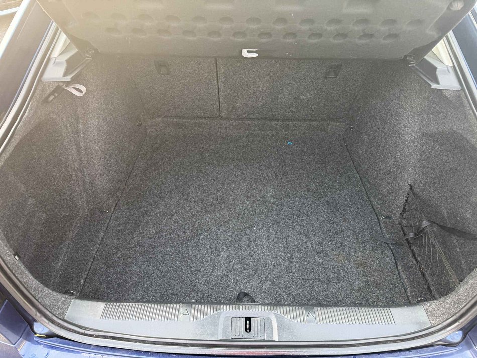Škoda Octavia Ii 1.6 TDi 77 kW manuál rok 2011, 190 150 km, Česko — foto 7 z 16