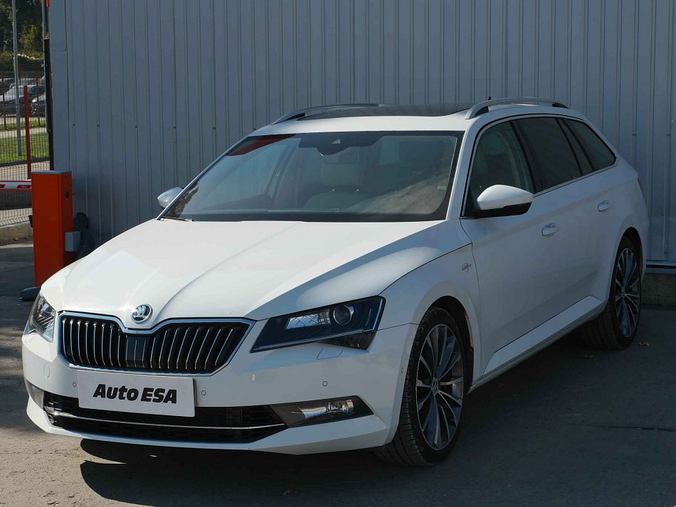 Škoda Superb Iii 4x4 2.0 TSI 206 kW rok 2015, 192 453 km, Česko — foto 3 z 35
