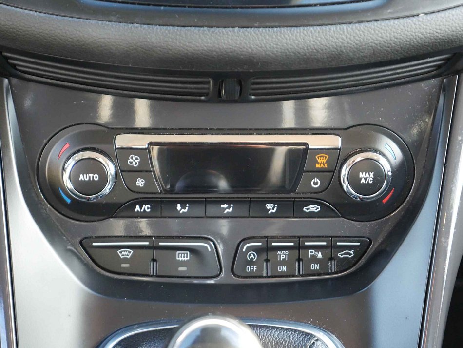 Ford Kuga Ci 4x4 2.0 TD 132 kW manuál rok 2016, 177 129 km, Česko — foto 13 z 18