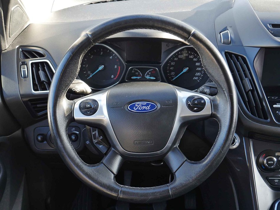 Ford Kuga Ci 4x4 2.0 TD 132 kW manuál rok 2016, 177 129 km, Česko — foto 14 z 18