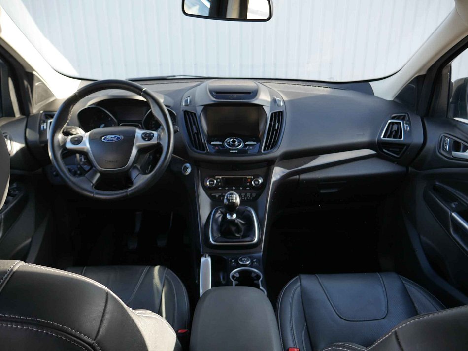 Ford Kuga Ci 4x4 2.0 TD 132 kW manuál rok 2016, 177 129 km, Česko — foto 8 z 18
