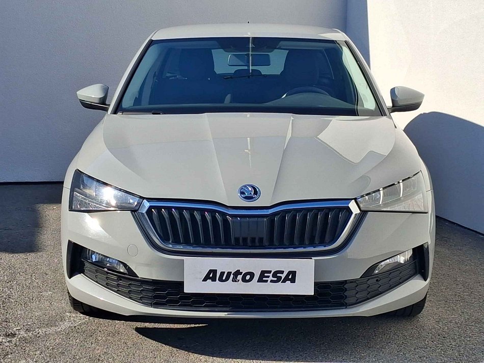 Škoda Scala 1.0 TSI 85 kW rok 2019, 160 257 km, Česko — foto 2 z 17
