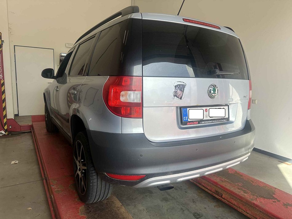 Škoda Yeti 1.2 TSI 1.2TSi 77 kW manuál rok 2012, 164 786 km, Česko — foto 2 z 3