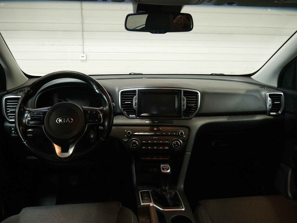 Kia Sportage 1.6 GDI 97 kW manuál rok 2017, 168 897 km, Česko — foto 8 z 22