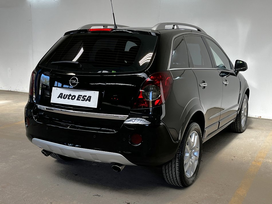 Opel Antara v6 4x4 3.2 167 kW automat rok 2007, 136 558 km, Česko — foto 4 z 9