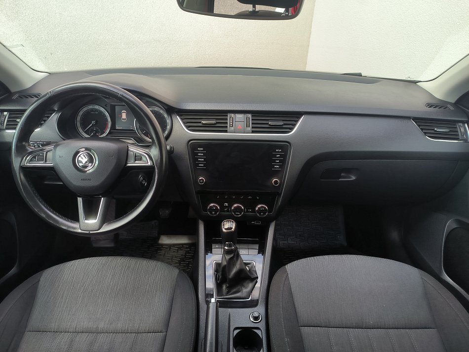 Škoda Octavia Iii 1.6 TDI 85 kW rok 2018, 168 879 km, Česko — foto 8 z 9