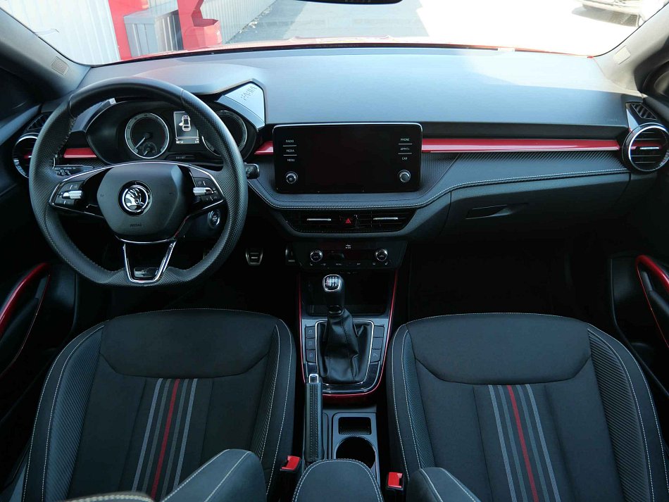 Škoda Fabia 1.0 TSI 81 kW manuál rok 2022, 91 569 km, Česko — foto 8 z 9
