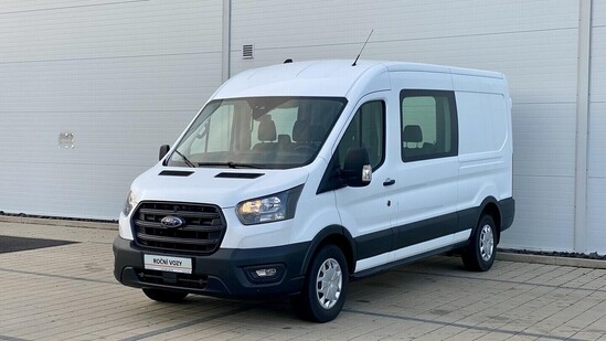 Ford Transit 2.0 96 kW manuál rok 2024, 9 594 km, Česko — foto 6 z 40