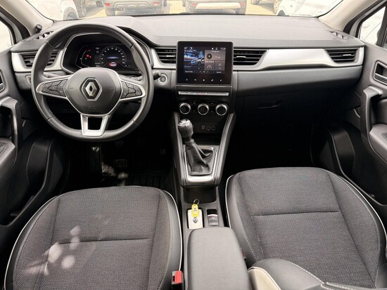 Renault Captur 1.3 TCe 96 kW manuál rok 2019, 65 414 km, Česko — foto 9 z 39