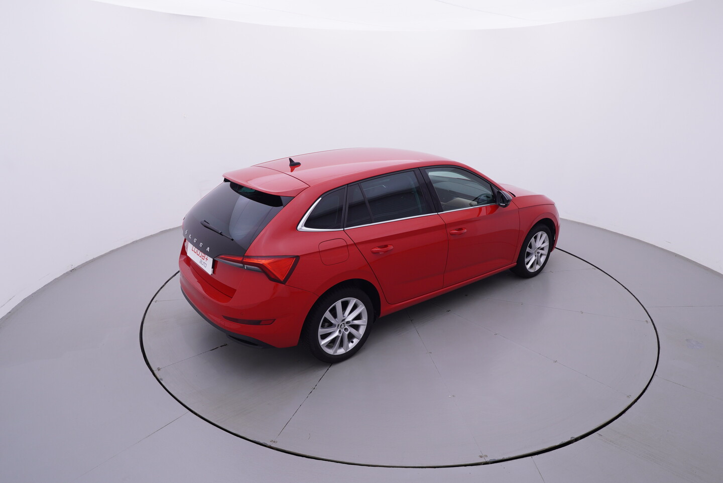 Škoda Scala 1.0 TSI 85 kW manuál rok 2019, 164 069 km, Česko — foto 15 z 60