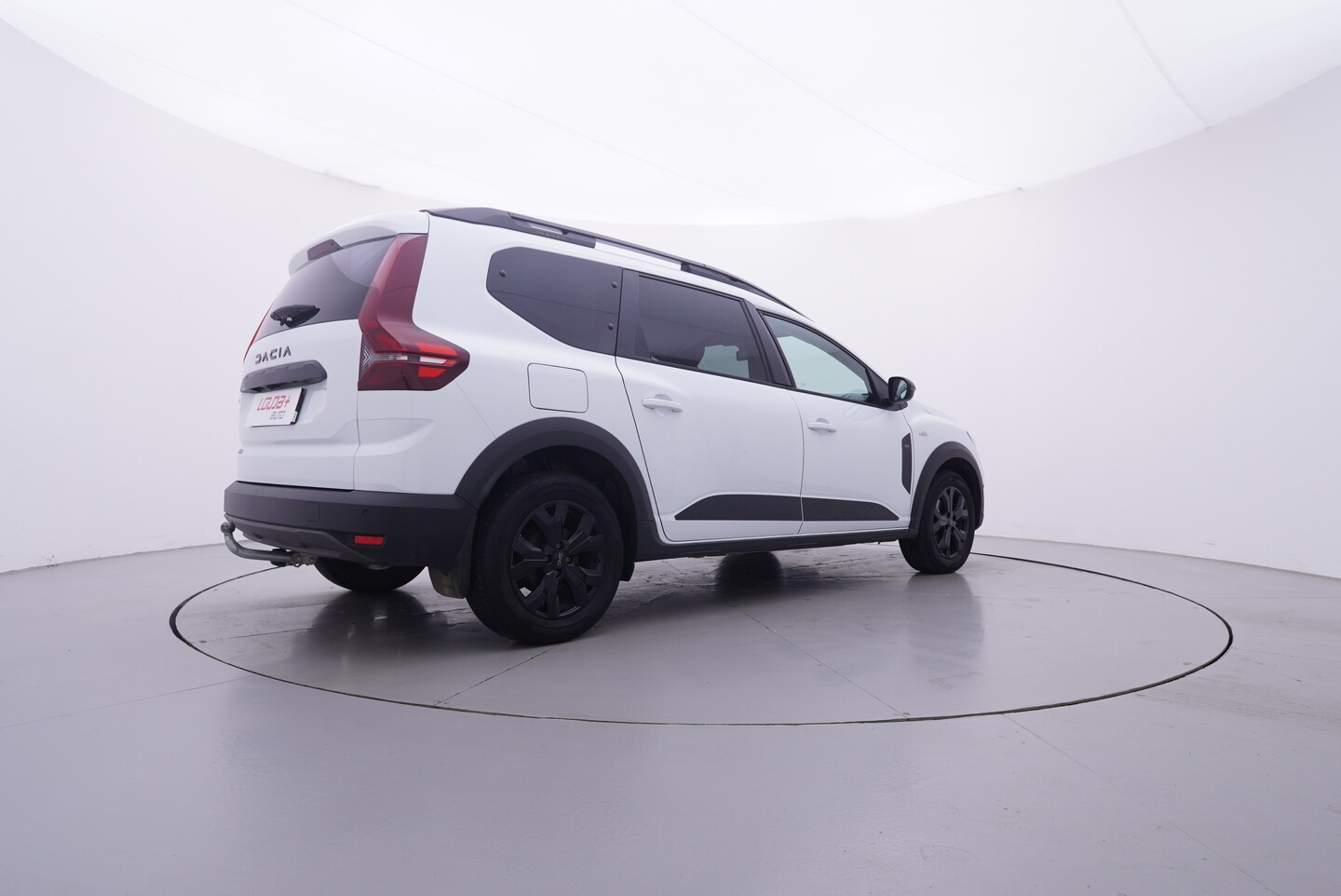 Dacia Jogger Extreme 1.0 TCe 67 kW manuál rok 2025, 39 777 km, Česko — foto 15 z 60