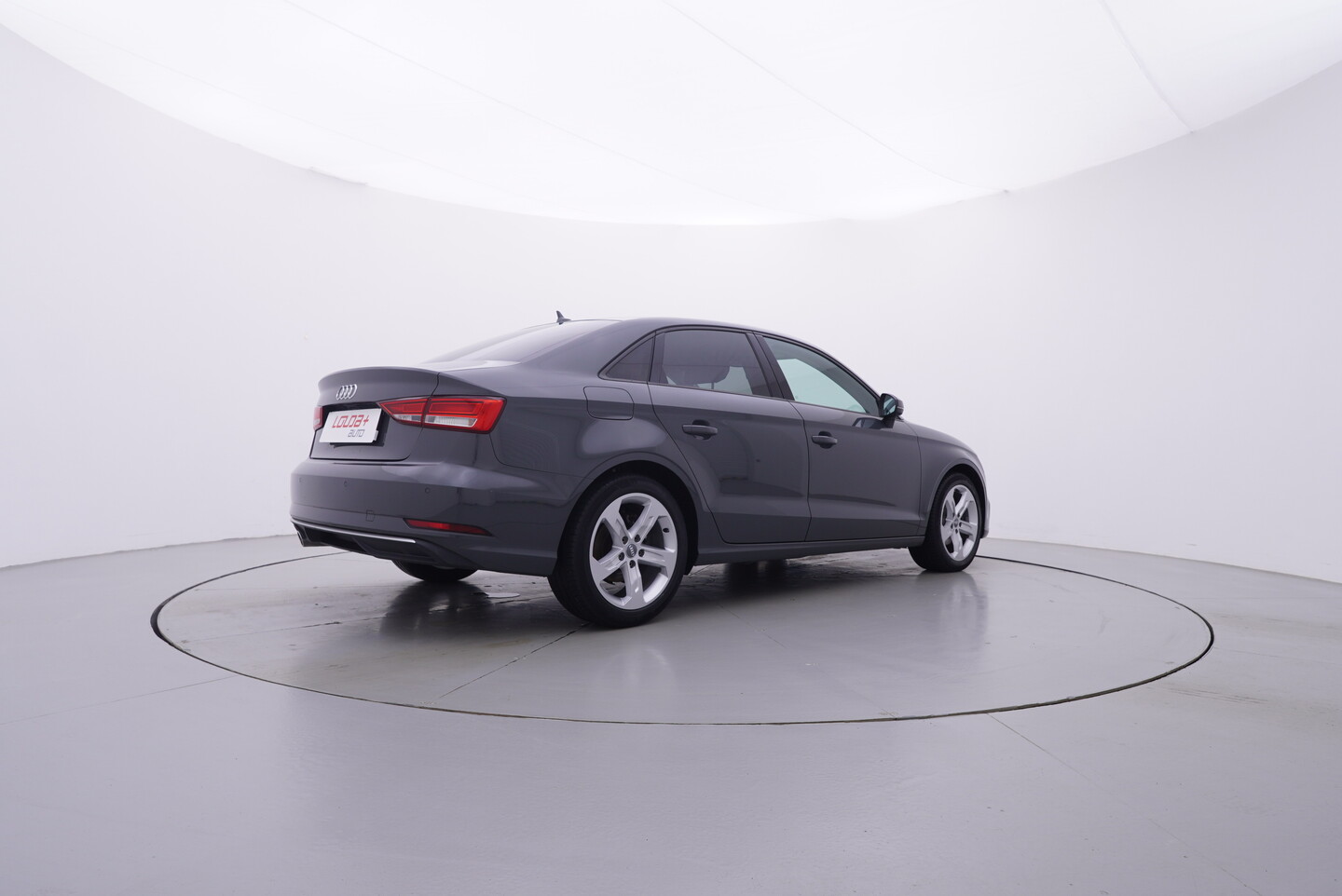Audi a3 1.6 TDI 85 kW manuál rok 2018, 91 894 km, Česko — foto 13 z 60