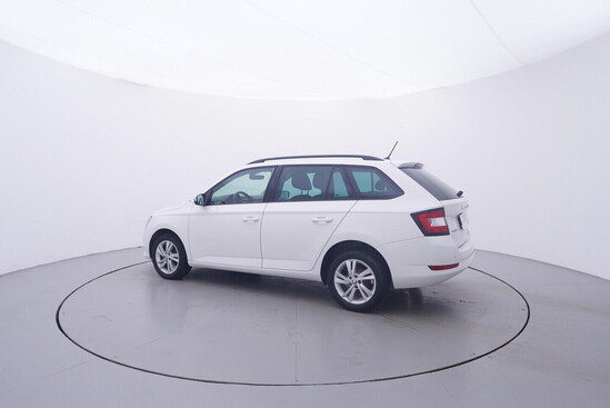 Škoda Fabia Active 1.0 TSI 70 kW manuál rok 2020, 101 170 km, Česko — foto 7 z 40