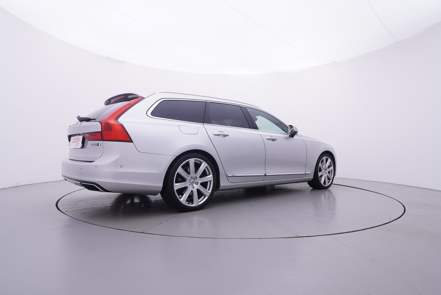 Volvo v90 2.0 TDI 177 kW automat rok 2016, 237 435 km, Česko — foto 14 z 60