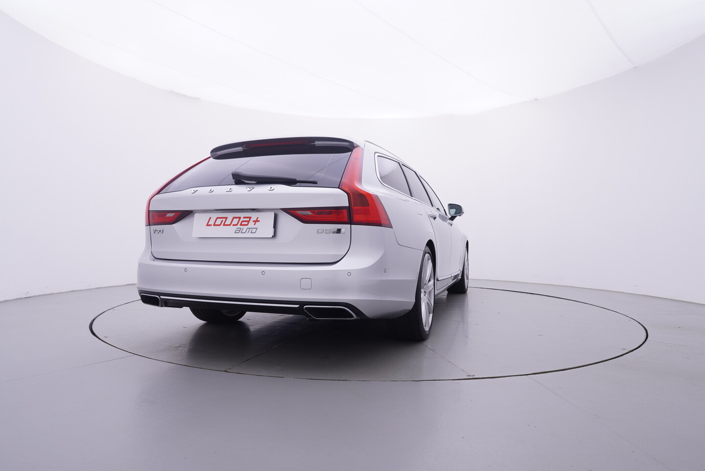 Volvo v90 2.0 TDI 177 kW automat rok 2016, 237 435 km, Česko — foto 7 z 60