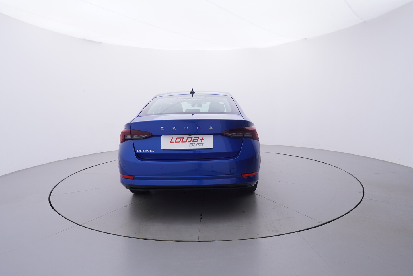 Škoda Octavia 2.0 TDI 110 kW manuál rok 2022, 39 986 km, Česko — foto 4 z 60