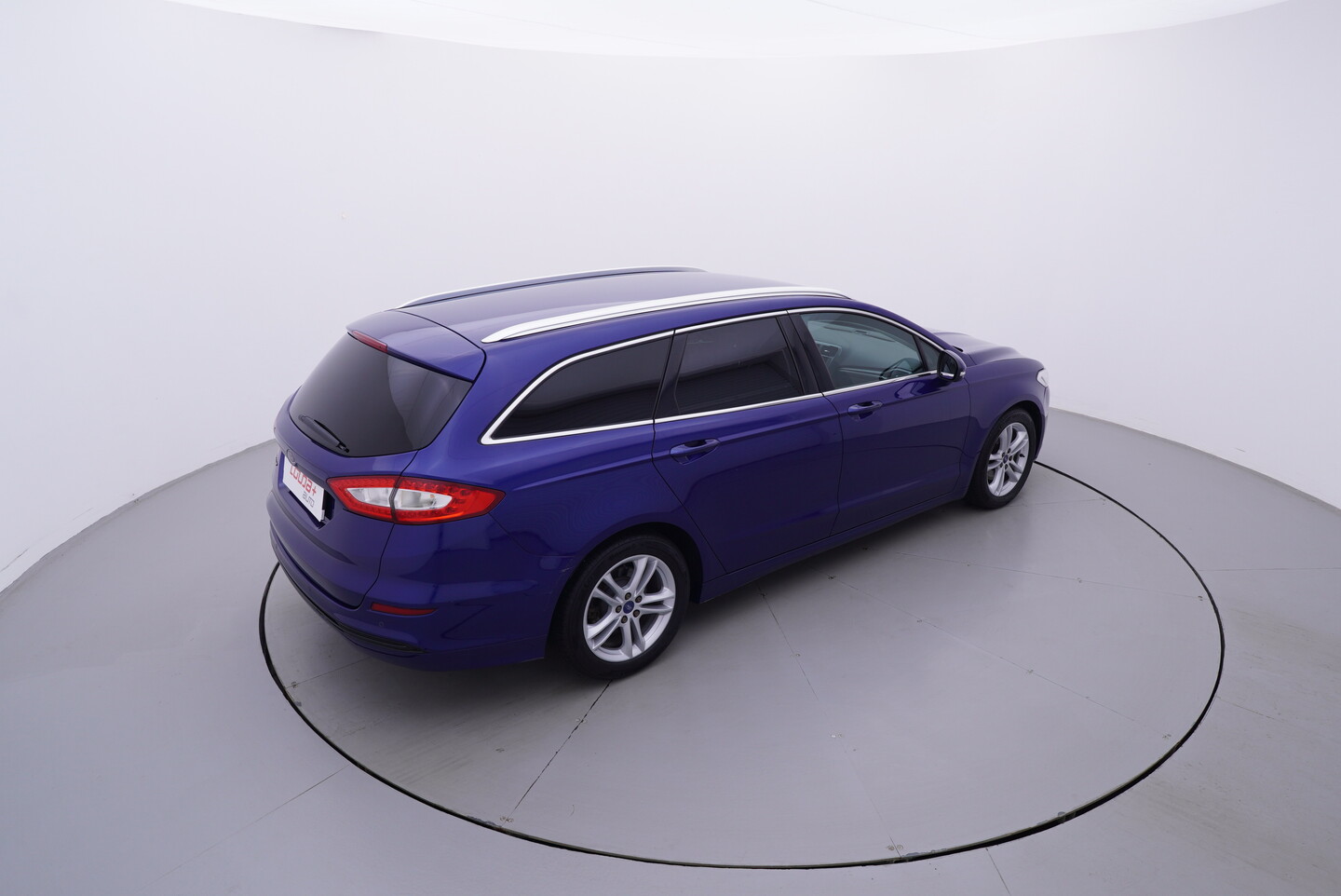 Ford Mondeo Titanium Ci 2.0 TD 110 kW manuál rok 2017, 256 320 km, Česko — foto 15 z 60