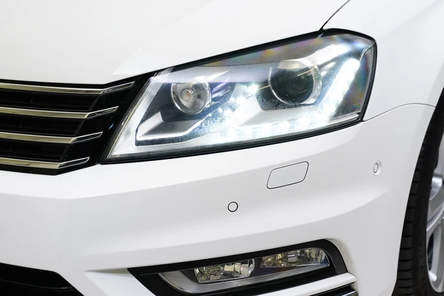 Volkswagen Passat R-Line 2.0 TSI 155 kW automatic, Česko — foto 9 z 27