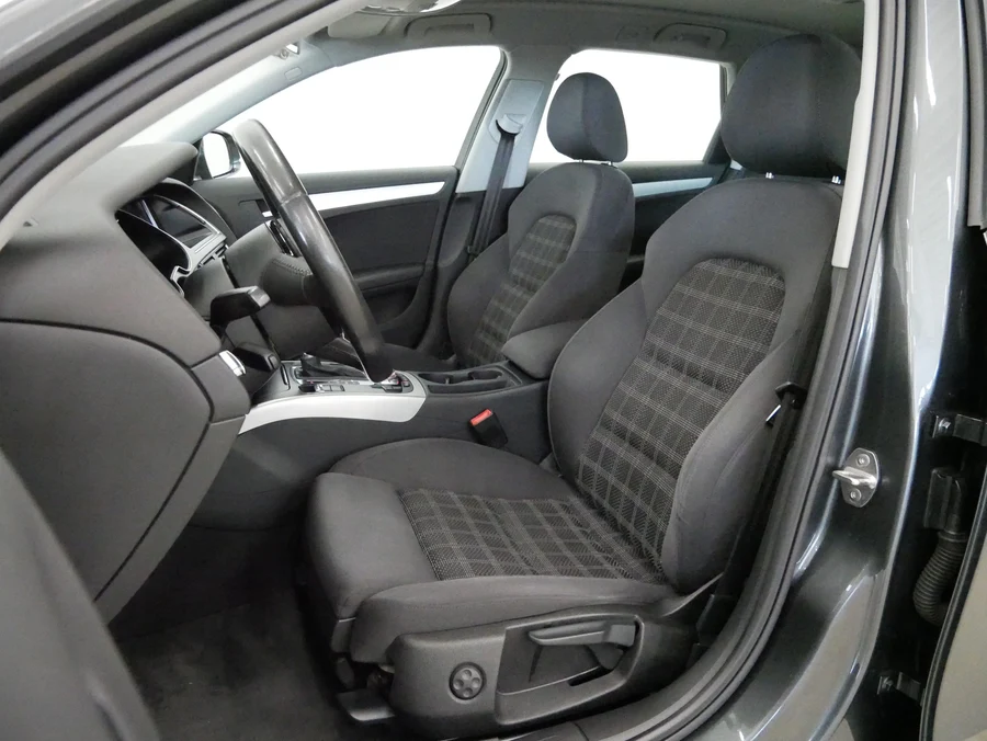 Audi a4 2.0 TDI 105 kW automatic, Česko — foto 11 z 26