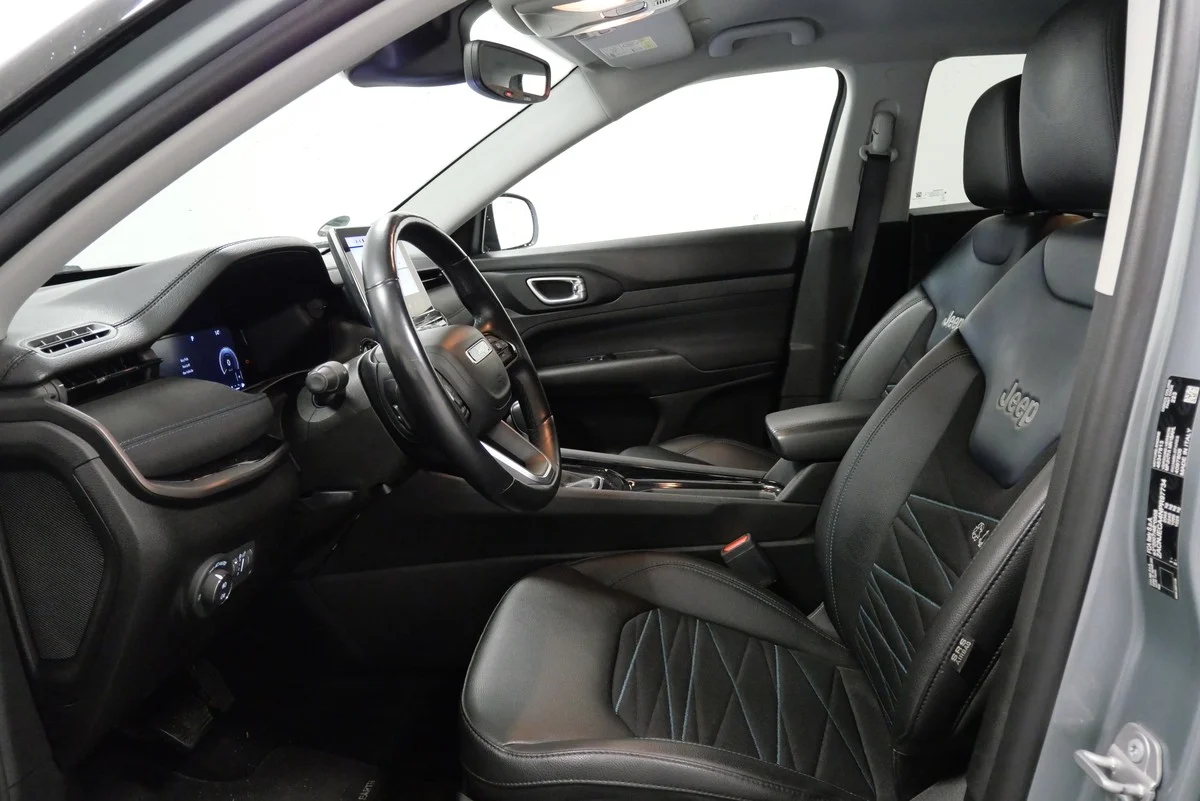 Jeep Compass 1,5 110kW, Česko — foto 5 z 6