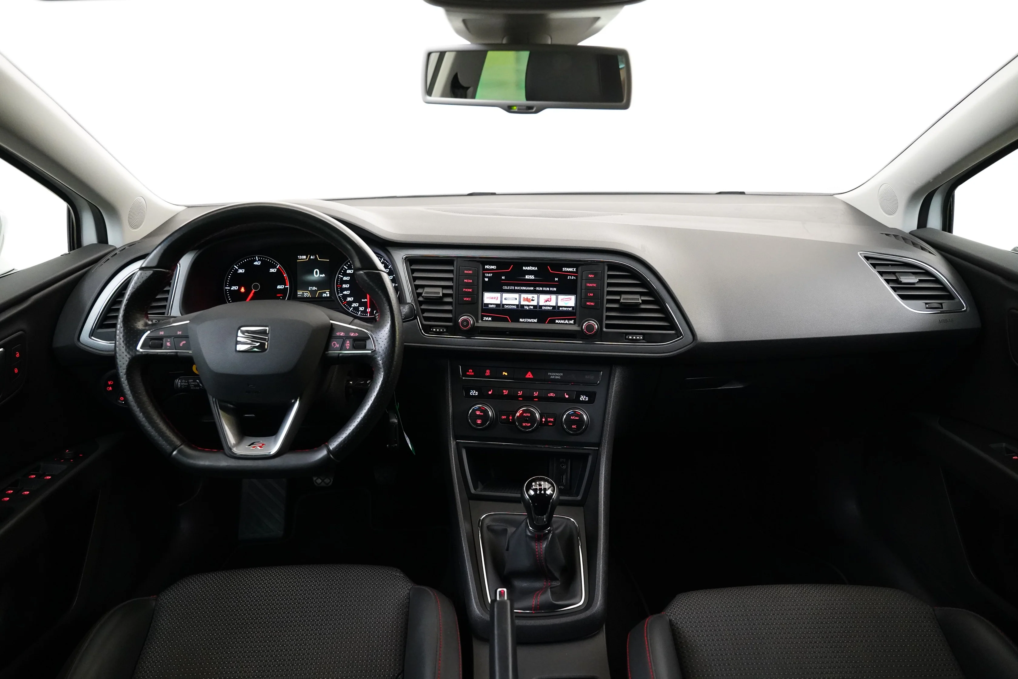 Seat Leon 2.0 TDI 110 kW, Česko — foto 5 z 6