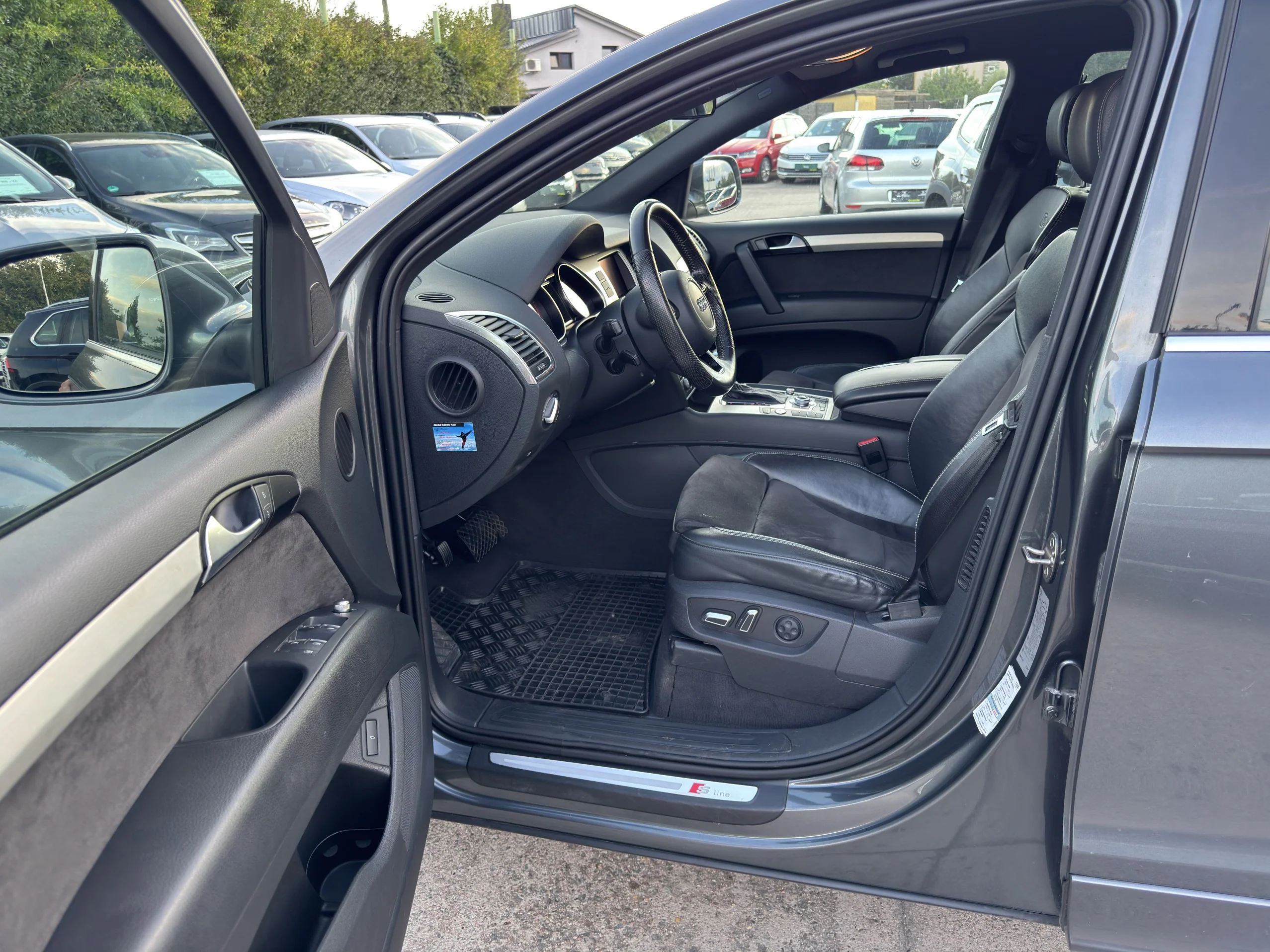 Audi q7 quattro 3.0 TDI 180 kW automatic, Česko — foto 4 z 6