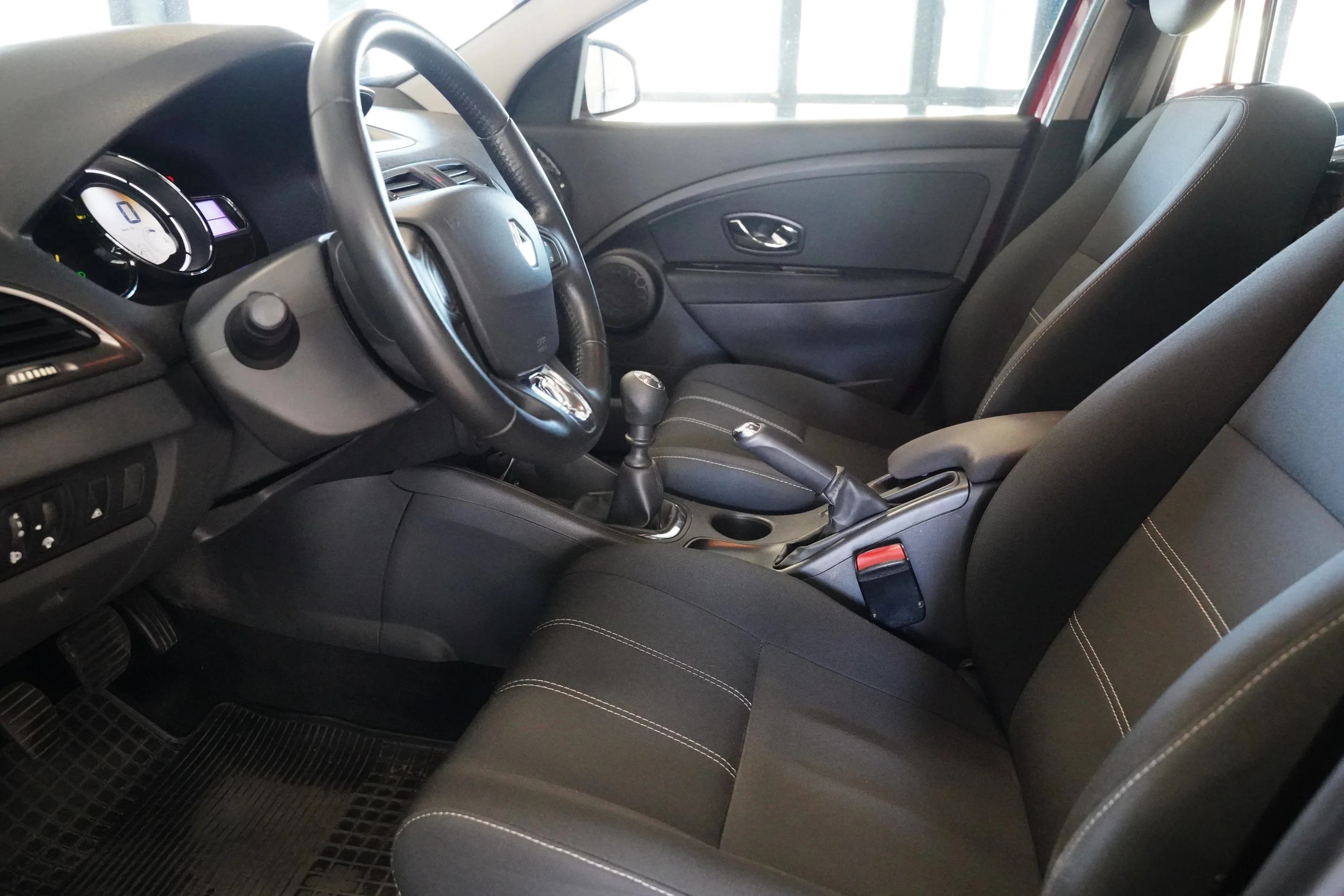 Renault Mégane 1.5 dCi 70 kW, Česko — foto 6 z 6