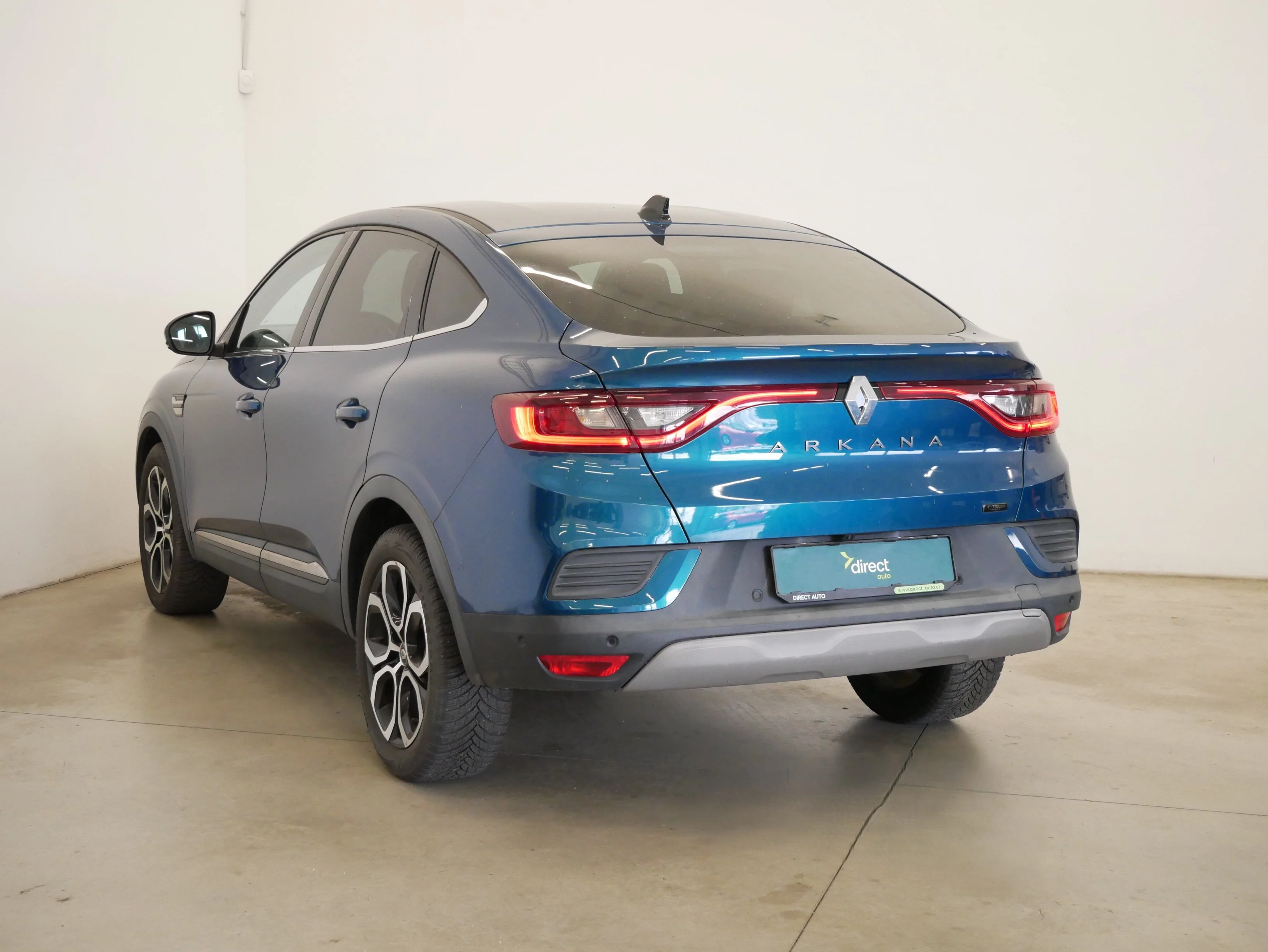 Renault Arkana E-Tech 1.6 69 kW automatic, Česko — foto 3 z 6