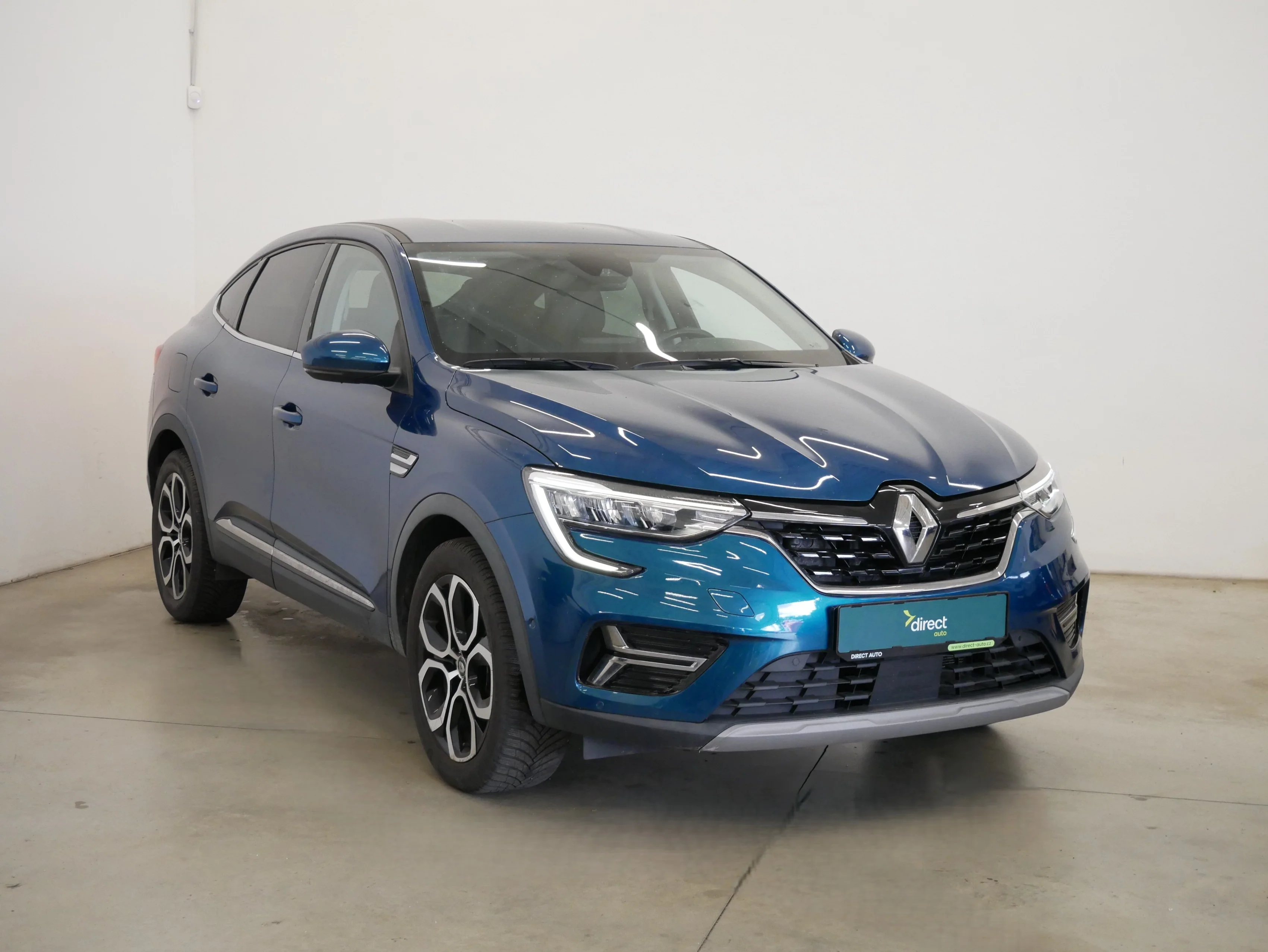 Renault Arkana E-Tech 1.6 69 kW automatic, Česko — foto 4 z 6