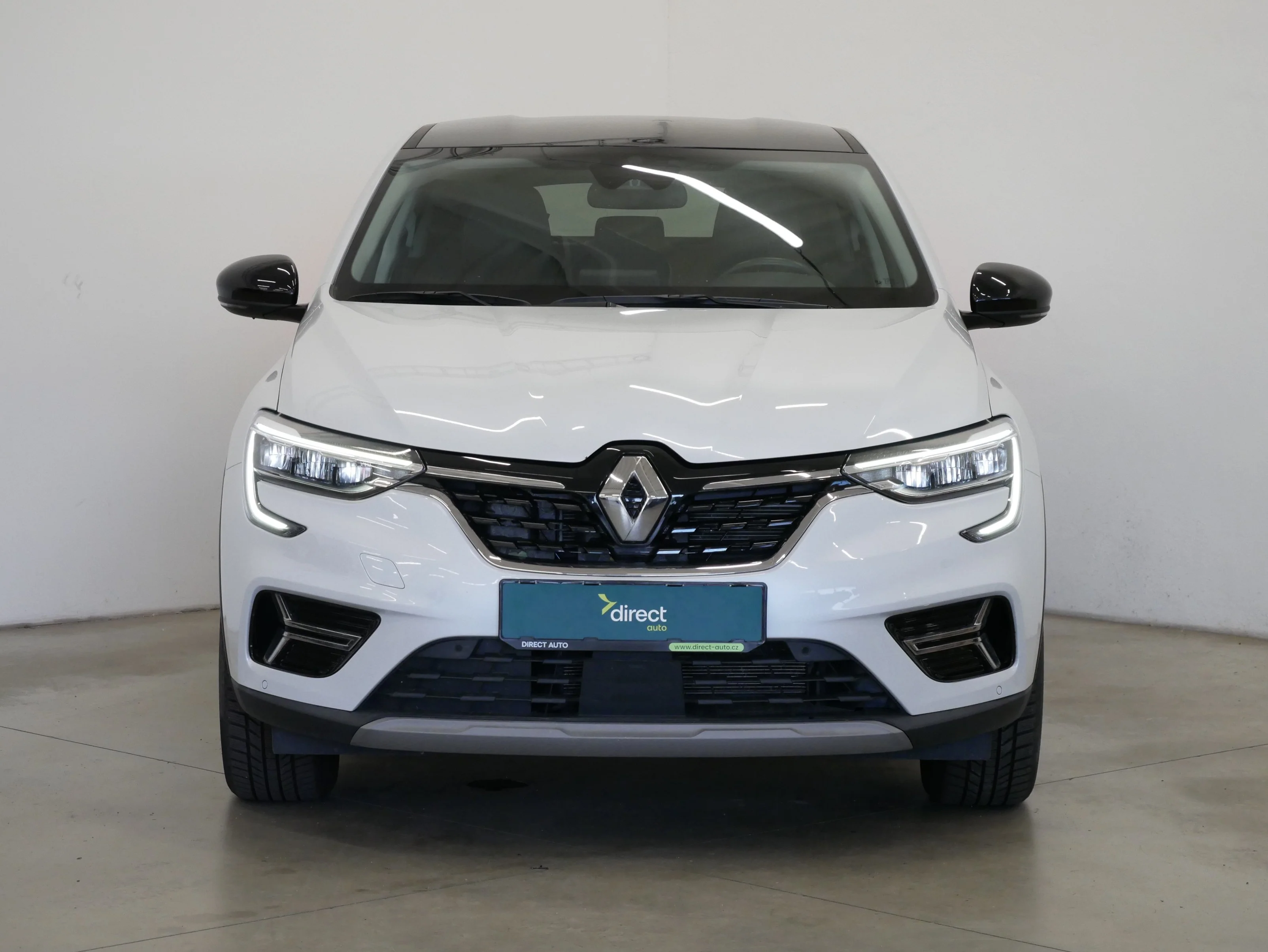 Renault Arkana E-Tech 1.6 69 kW automatic, Česko — foto 4 z 6