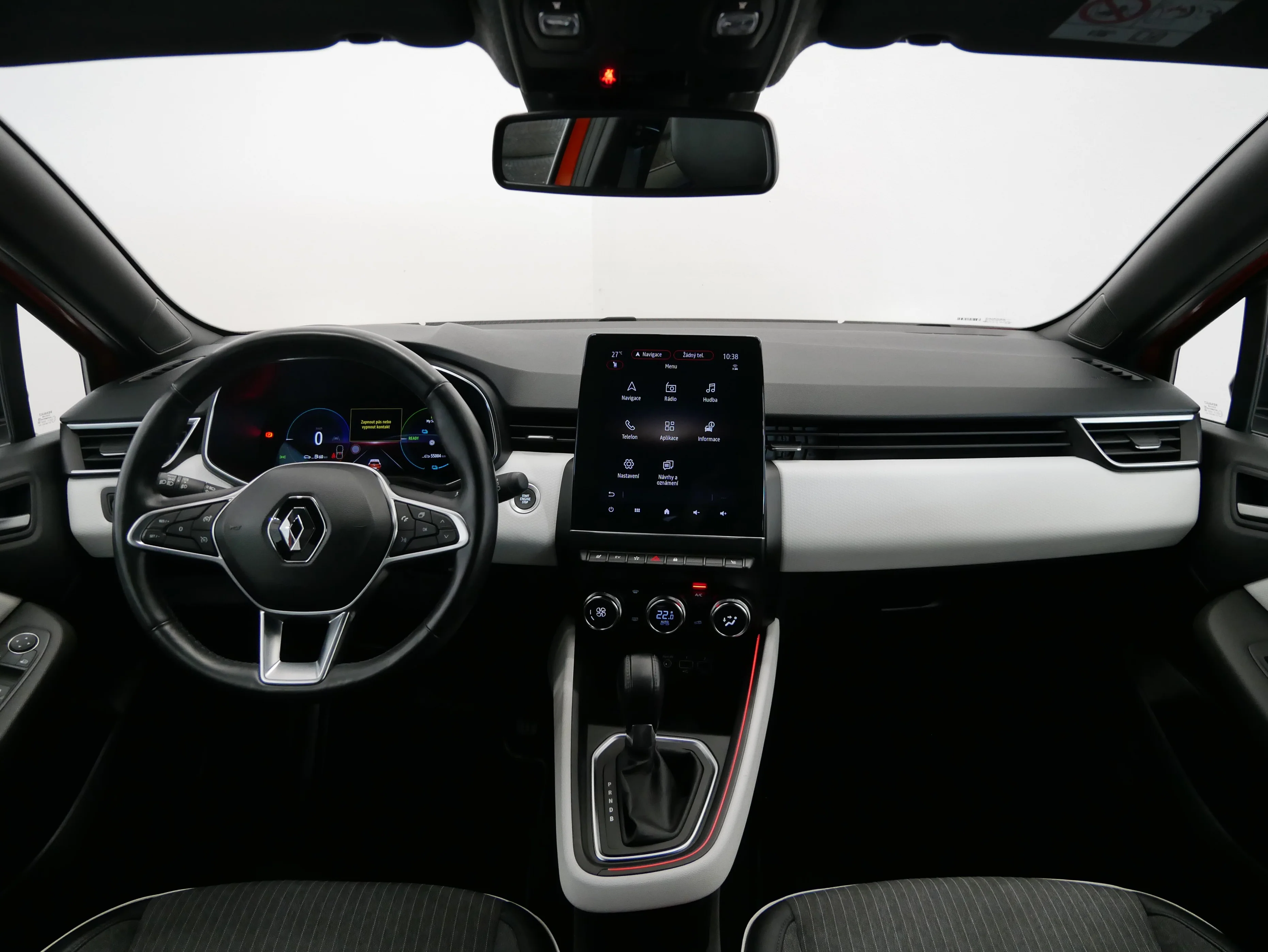Renault Clio E-Tech 1.6 69 kW automatic, Česko — foto 5 z 6