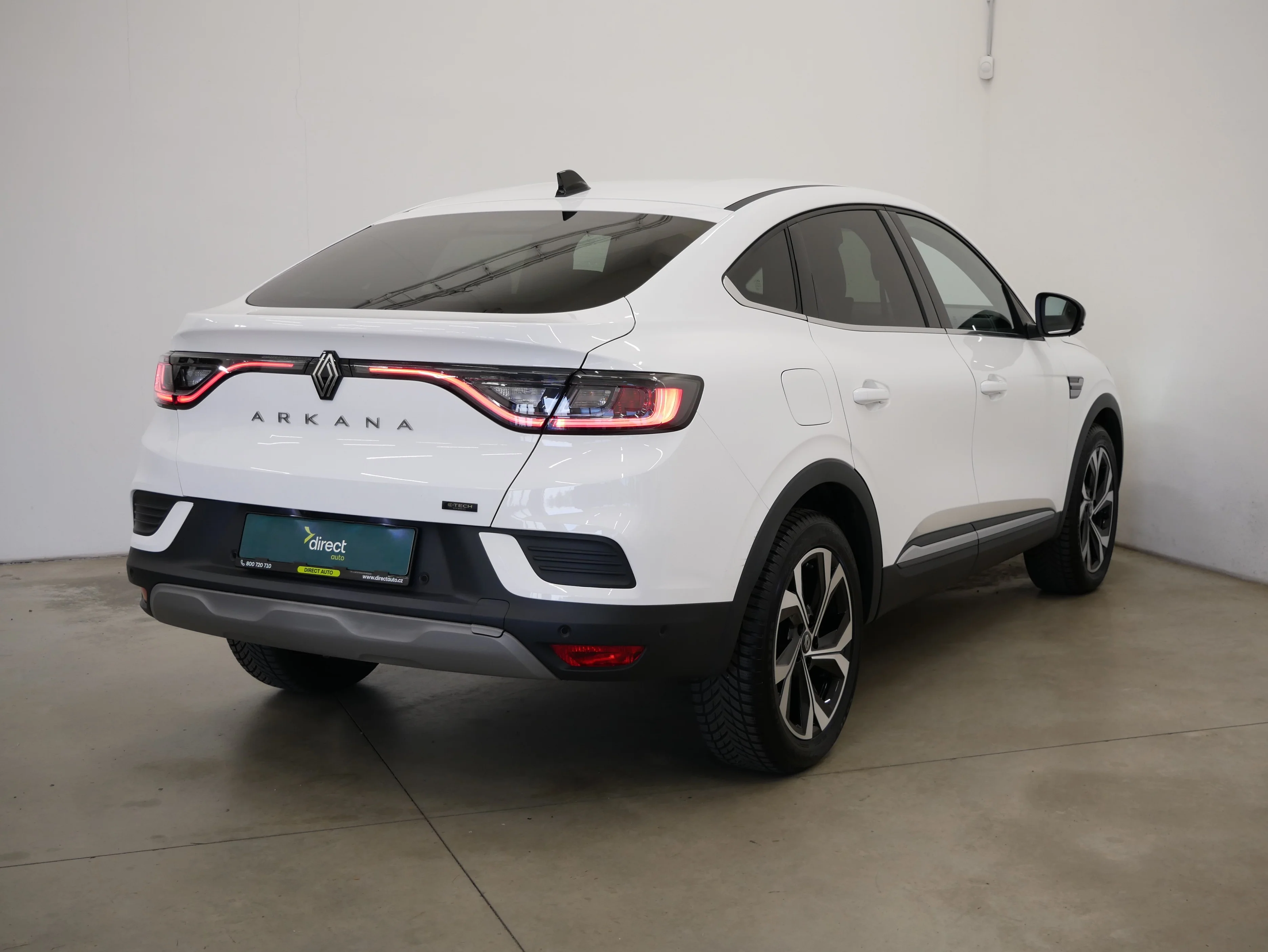 Renault Arkana E-Tech 1.6 69 kW automatic, Česko — foto 2 z 6