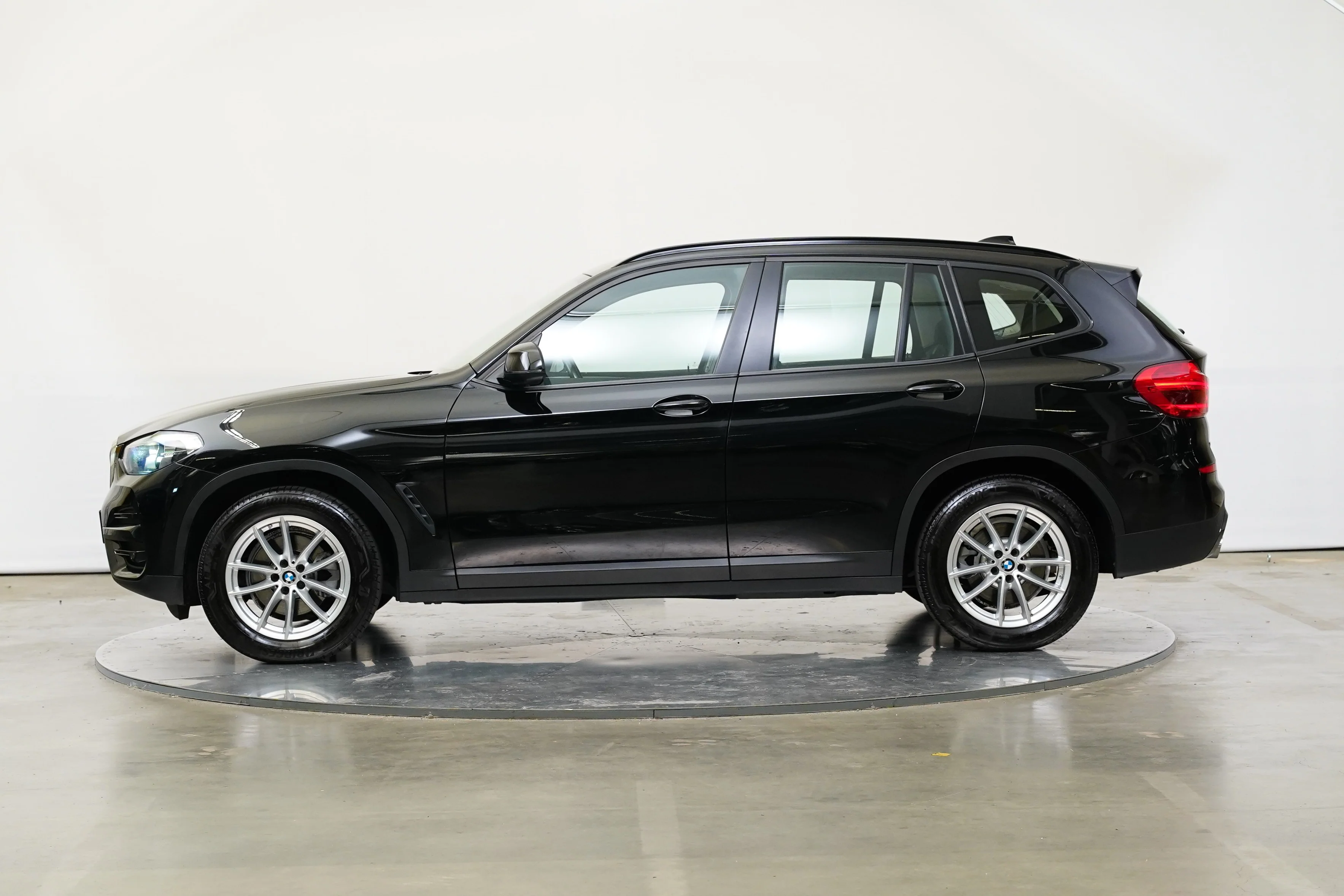 BMW x3 xDrive 140 kW automatic, Česko — foto 3 z 6