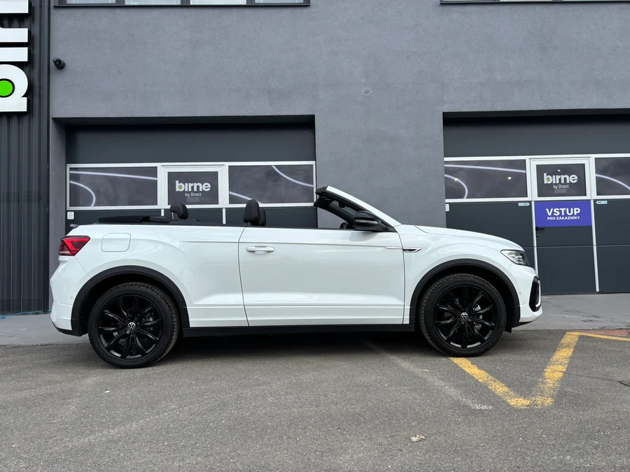 Volkswagen T-Roc 1.5 TSI, Česko — foto 5 z 11