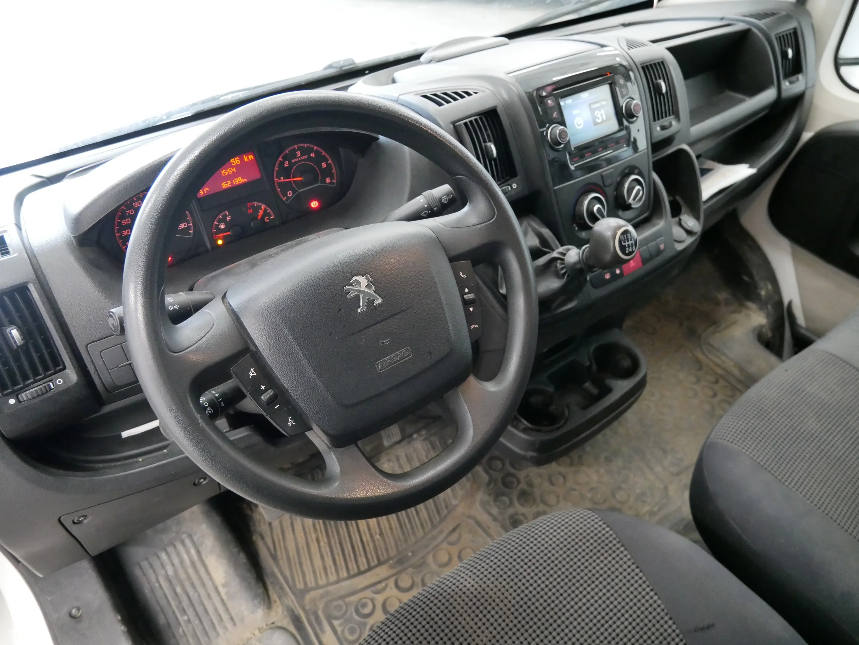 Peugeot Boxer l2h2 2.0D 120kW, Česko — foto 5 z 6