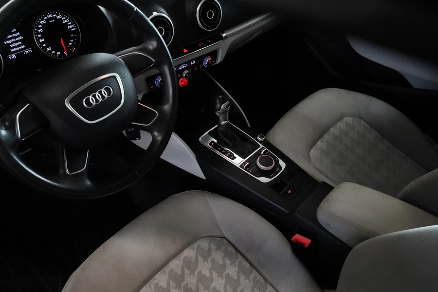 Audi a3 1.4 TFSI 90 kW automatic, Česko — foto 13 z 22