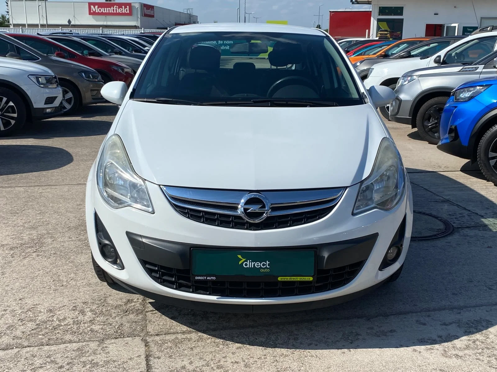 Opel Corsa 1.2i 63 kW, Česko — foto 3 z 6