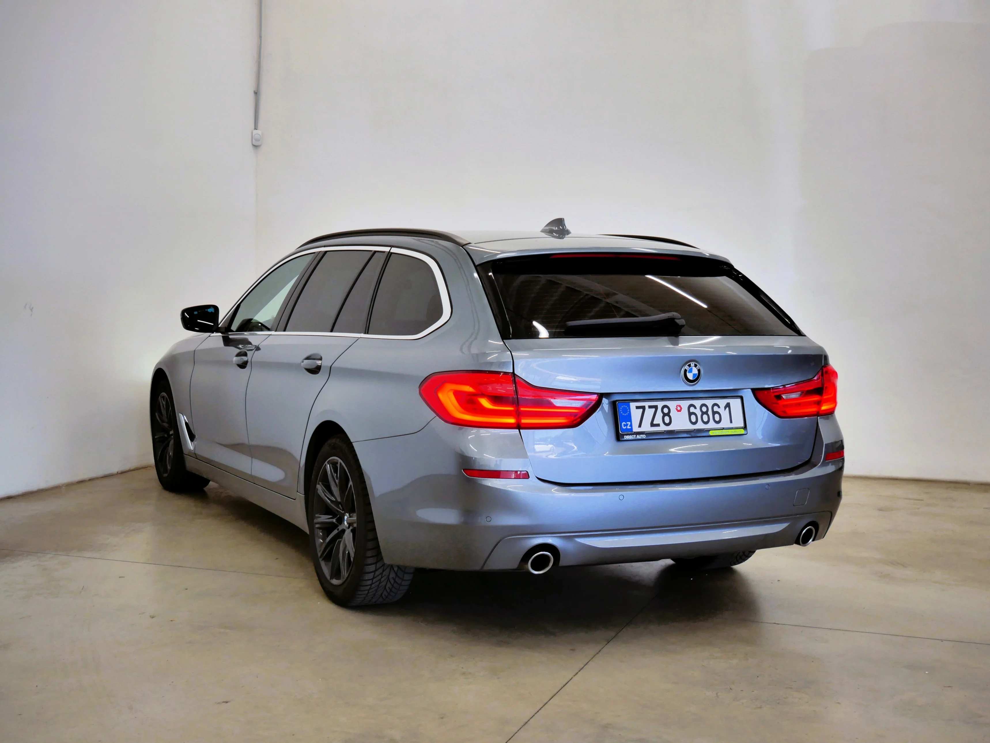 BMW Řada 5 140 kW automatic, Česko — foto 4 z 6