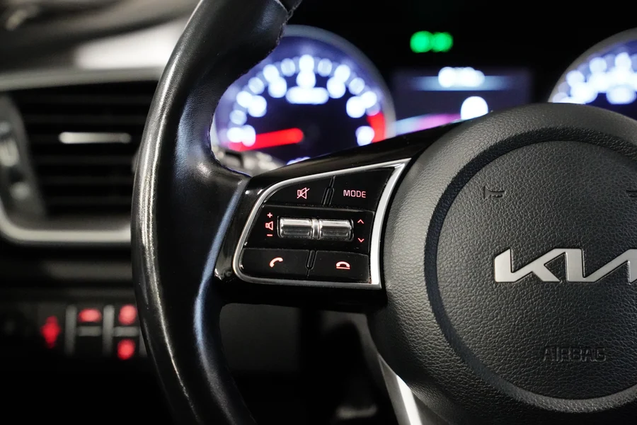 Kia Ceed 1.5 T-GDI 117 kW automatic, Česko — foto 16 z 25
